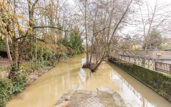 Maison à vendre    3 pièces •  Créteil