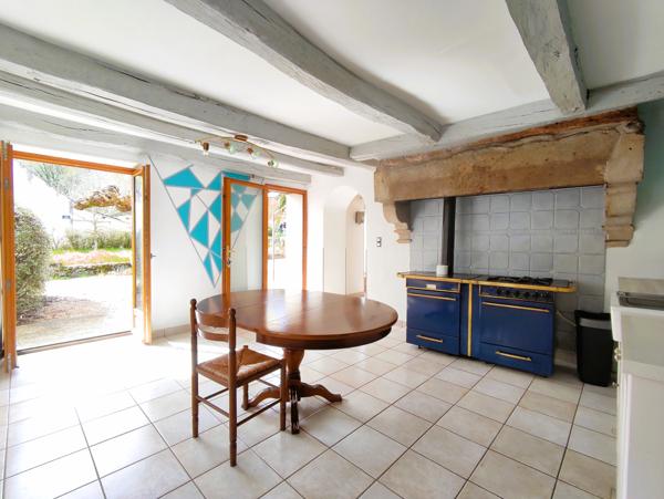 Proche Vesoul, bel environnement pour cette charmante maison de campagne !