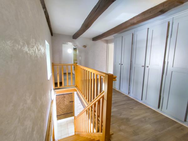 Proche Vesoul, bel environnement pour cette charmante maison de campagne !