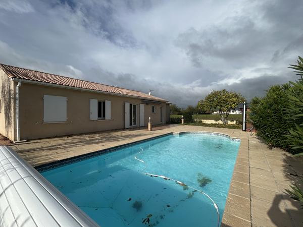 Estillac (47310) MAISON DE 109 M2 AVEC GARAGE ET PISCINE