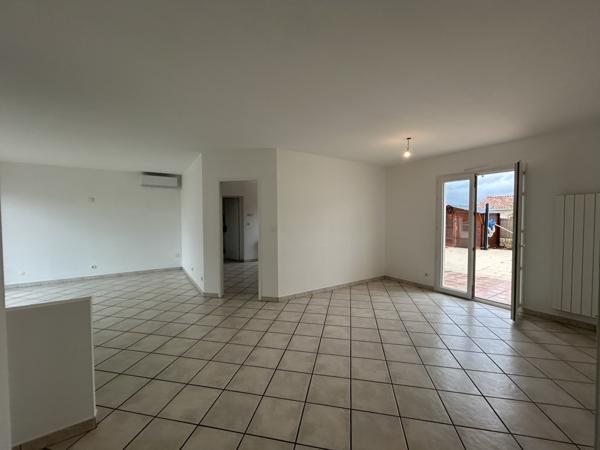 Estillac (47310) MAISON DE 109 M2 AVEC GARAGE ET PISCINE