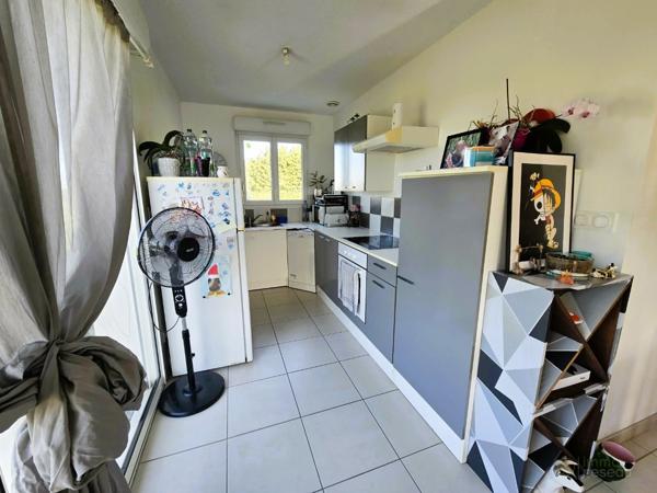 Maison à SAINT BONNET SUR GIRONDE (17150)