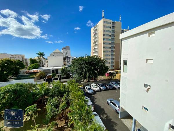 Appartement à vendre 3 pièces 72.92m² Saint-Denis (97400)
