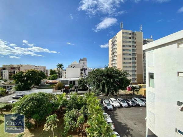 Appartement à vendre 3 pièces 72.92m² Saint-Denis (97400)