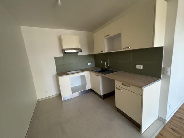 Location Appartement 3 pièces 65.84 m² - Pontoise 95300