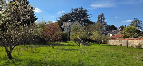 Rare, très belle maison de maître à rénover