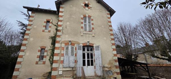 Rare, très belle maison de maître à rénover