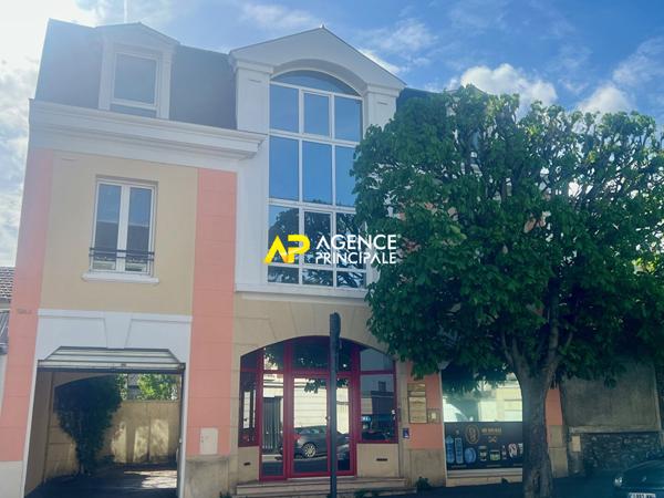 Immeuble de bureaux hyper centre ville d'Argenteuil €710 000 ** - Référence 4547