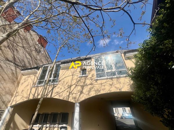 Immeuble de bureaux hyper centre ville d'Argenteuil €710 000 ** - Référence 4547