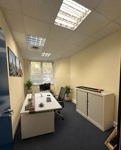 BUREAUX à VENDRE de 118 m²