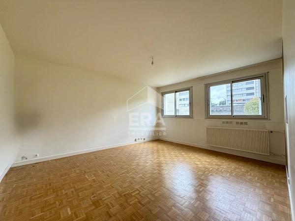 Les Hauts de Sèvres - T2 de 51 m² avec parking et cave dans résidence recherchée