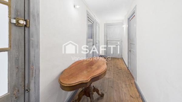 Magnifique maison de caractère en plein centre de Saint-Jean-d'Angély avec dépendance