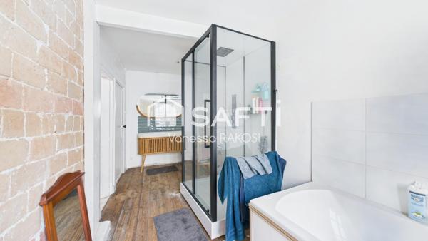 Magnifique maison de caractère en plein centre de Saint-Jean-d'Angély avec dépendance