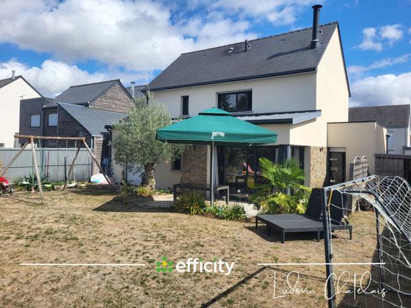Maison
         7 pièces
        - 146 m² Exclusivité 405 000 € *