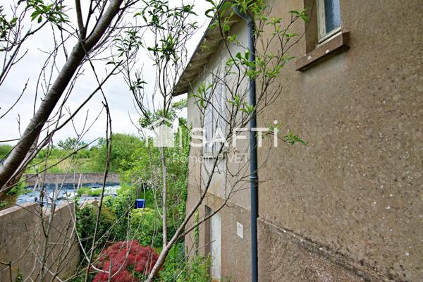 Maison non-mitoyenne à rénover