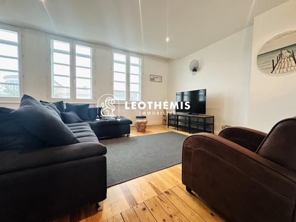 SUPERBE DUPLEX MEUBLÉ EN CŒUR DE VILLE