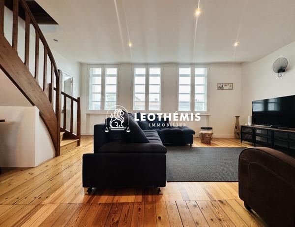 SUPERBE DUPLEX MEUBLÉ EN CŒUR DE VILLE