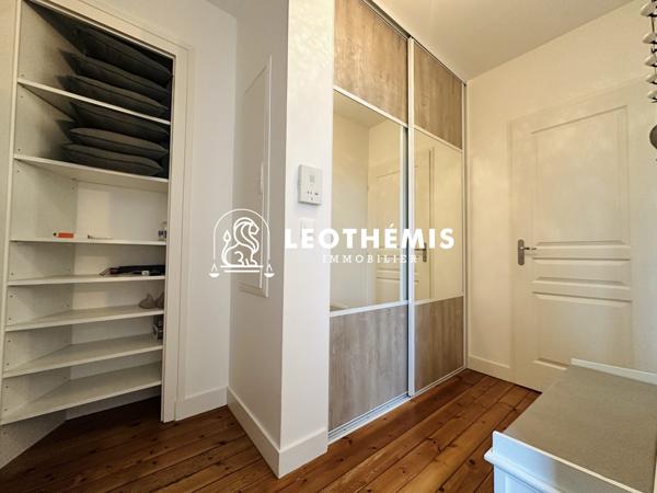 SUPERBE DUPLEX MEUBLÉ EN CŒUR DE VILLE