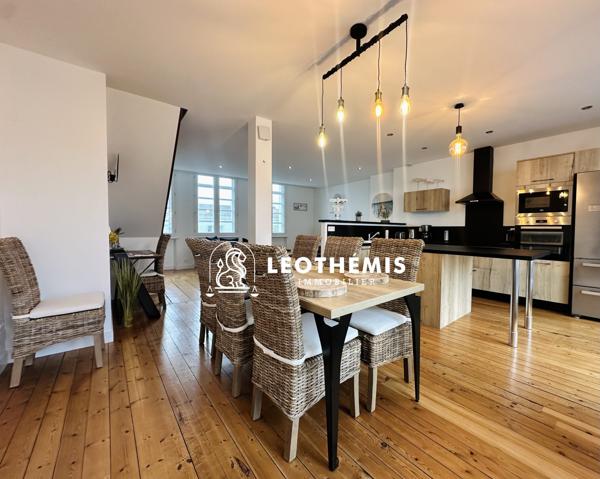 SUPERBE DUPLEX MEUBLÉ EN CŒUR DE VILLE