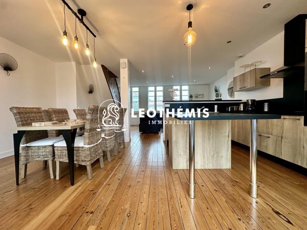 SUPERBE DUPLEX MEUBLÉ EN CŒUR DE VILLE