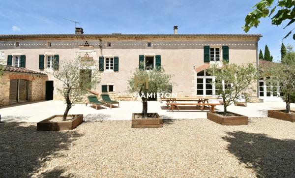 PROPRIETE DE CAMPAGNE DU XIXe SIECLE - PARC, PUITS, FOUR A PAIN, SALLE POLYVALENTE Albi