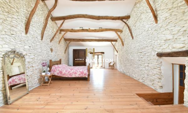 PROPRIETE DE CAMPAGNE DU XIXe SIECLE - PARC, PUITS, FOUR A PAIN, SALLE POLYVALENTE Albi