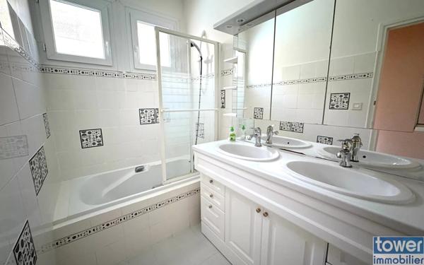 Maison 6 pièces sur terrain de 430 m²