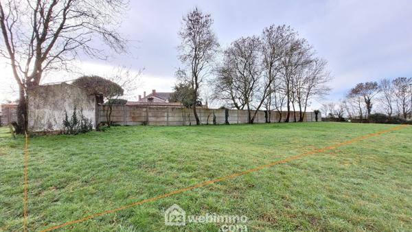 Terrain constructible 676 m² à La Jonchère 85540