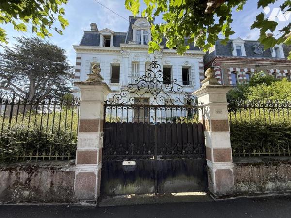 SAINT-MALO – COURTOISVILLE  PROPRIETE MAISON DE FAMILLE BOURGEOISE JARDIN CLOS DEPENDANCES GARAGES