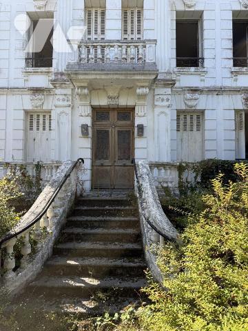 SAINT-MALO – COURTOISVILLE  PROPRIETE MAISON DE FAMILLE BOURGEOISE JARDIN CLOS DEPENDANCES GARAGES