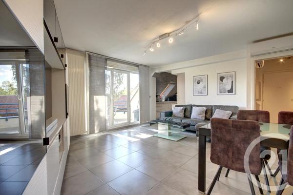 Appartement F4 à vendre  4 pièces - 83,50 m 2   ERSTEIN  - 67