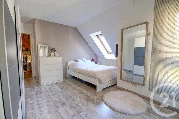 Appartement F4 à vendre  4 pièces - 83,50 m 2   ERSTEIN  - 67