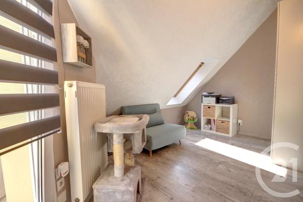 Appartement F4 à vendre  4 pièces - 83,50 m 2   ERSTEIN  - 67