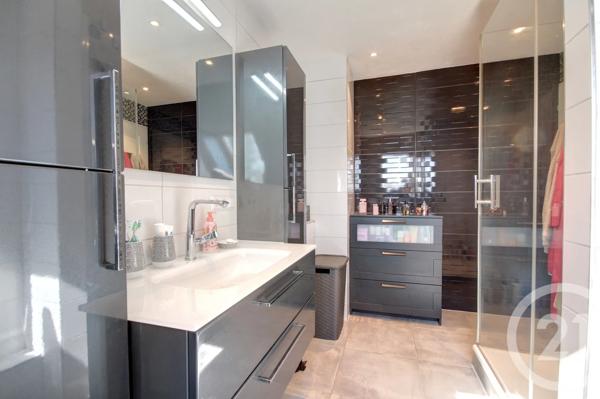 Appartement F4 à vendre  4 pièces - 83,50 m 2   ERSTEIN  - 67