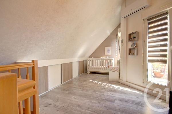 Appartement F4 à vendre  4 pièces - 83,50 m 2   ERSTEIN  - 67