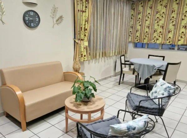 INVESTISSEMENT LOCATIF – ST ETIENNE – Résidence EHPAD L'Hermitage - 5,51 % de rentabilité