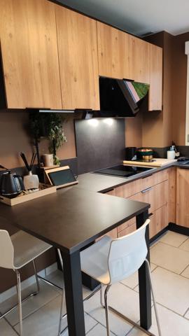 Maison en trés bon etat , proche des commerces,