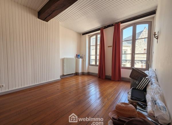 Immeuble 255 m² à LAON 02000