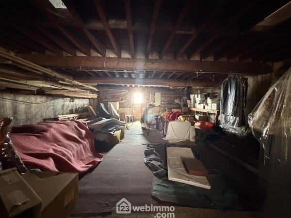 Immeuble 255 m² à LAON 02000