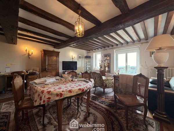 Immeuble 255 m² à LAON 02000