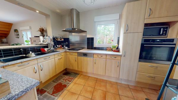 Plaisance Du Touch Maison T4 de 110 m2 avec garage jardin et piscine