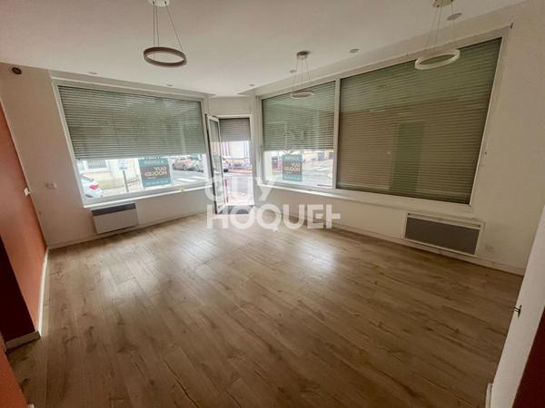 Local commercial Calais 2 pièce(s) 45 m2