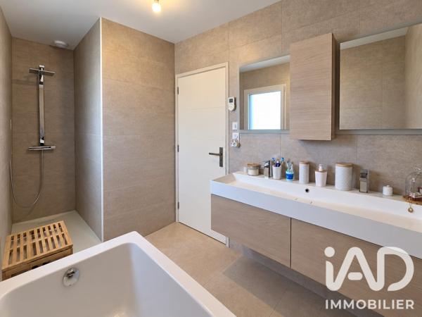 Maison à vendre 7 pièces 124,5 m² Aiglemont