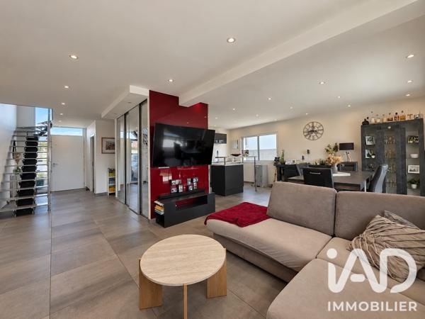 Maison à vendre 7 pièces 124,5 m² Aiglemont