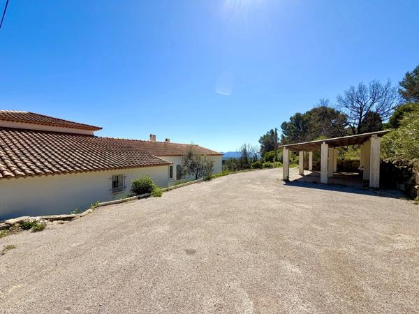 Villa – Vue panoramique – 4 Chambres – Piscine chauffée - 83300 Draguignan - Réf 86855319