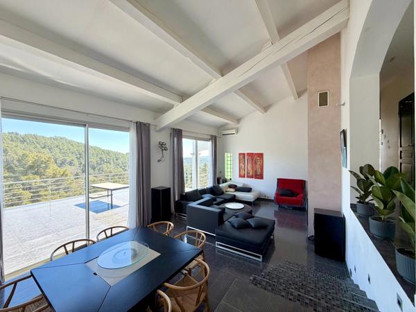 Villa – Vue panoramique – 4 Chambres – Piscine chauffée - 83300 Draguignan - Réf 86855319