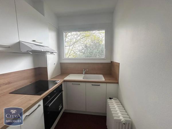 Appartement à louer 2 pièces 46.63m² Orléans (45000)