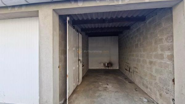Location                                                      Appartement
                        
                     3 pièces                      55 m2                     à Brest