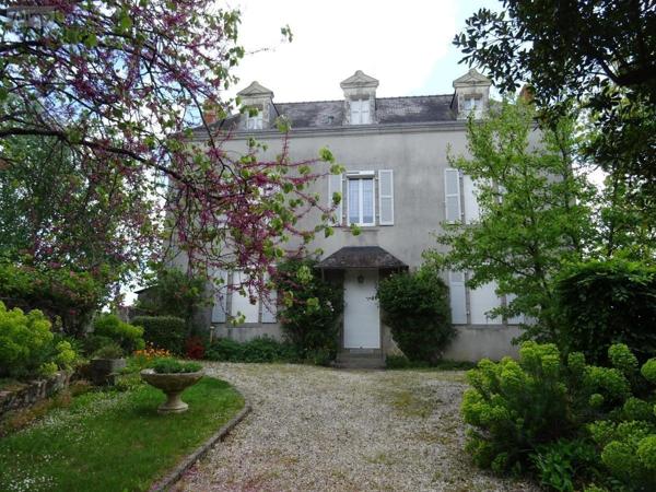 Maison à vendre à Saint-Jean-sur-Mayenne en Mayenne (53240), ref : 53079-1380