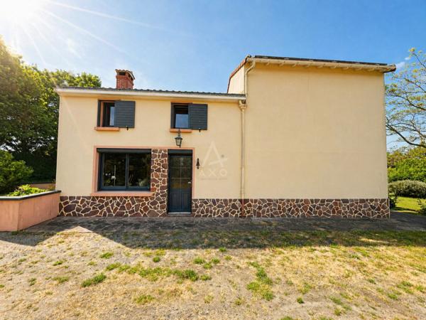 Maison en village - Saint-Georges-de-Montaigu